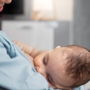 La lactancia materna protege a la madre de infartos