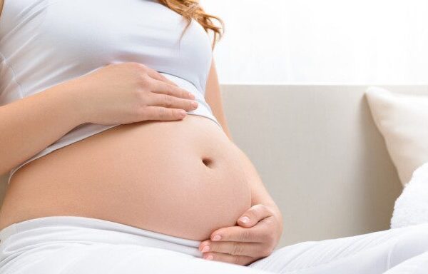 Vacuna COVID-19 en Mujeres Embarazadas y Lactantes